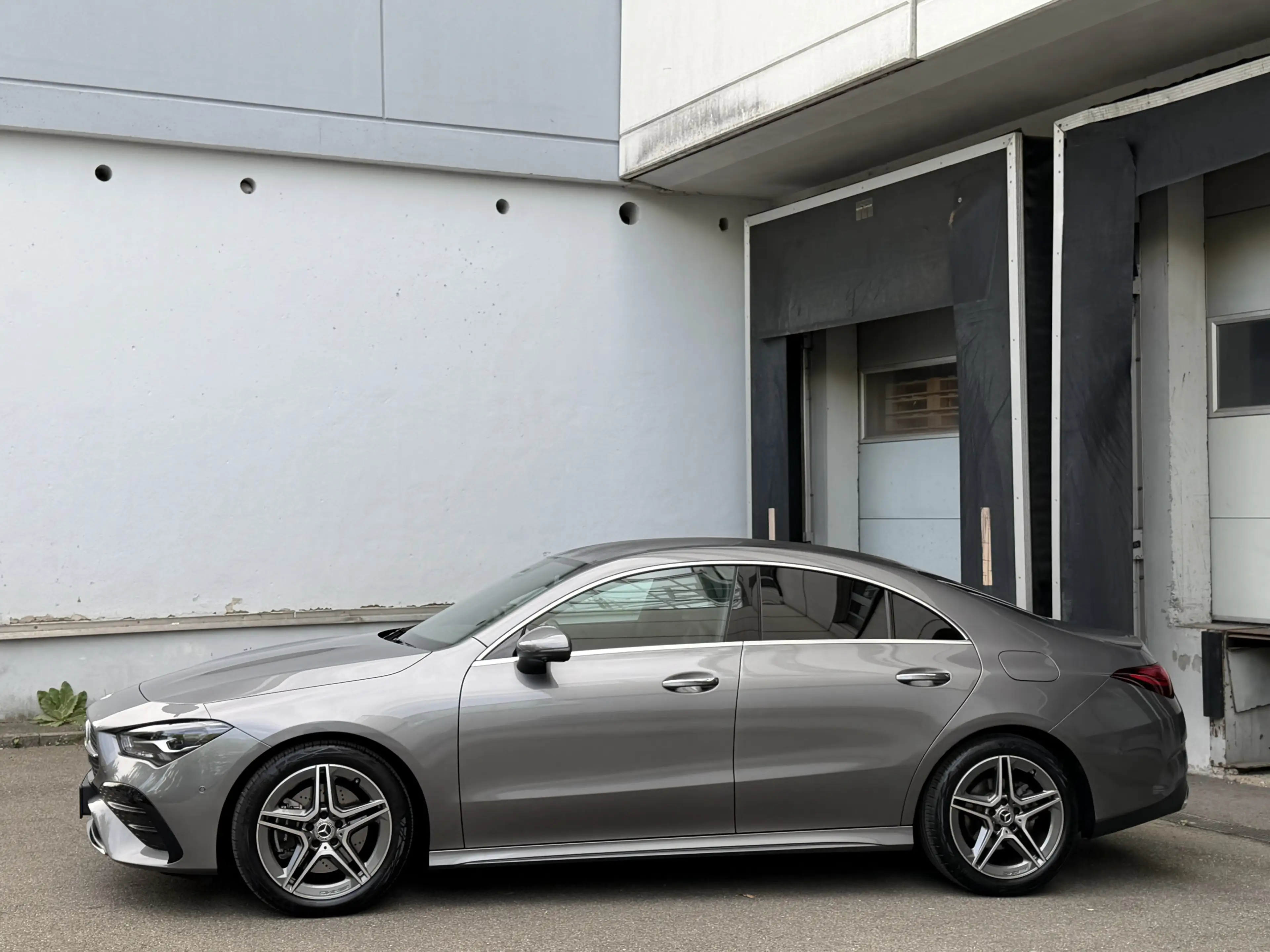 Mercedes-Benz CLA 200 AMG LED MBUX Standheizung Kamera Keyless — photo 3