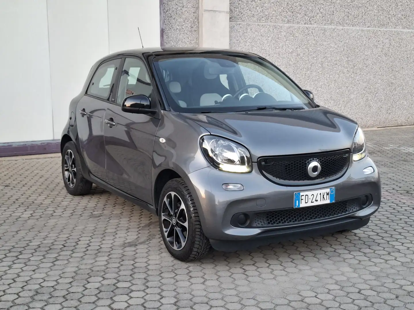 smart forFour 1.0 Prime Neopatentati *PREZZO REALE* Gris - 1