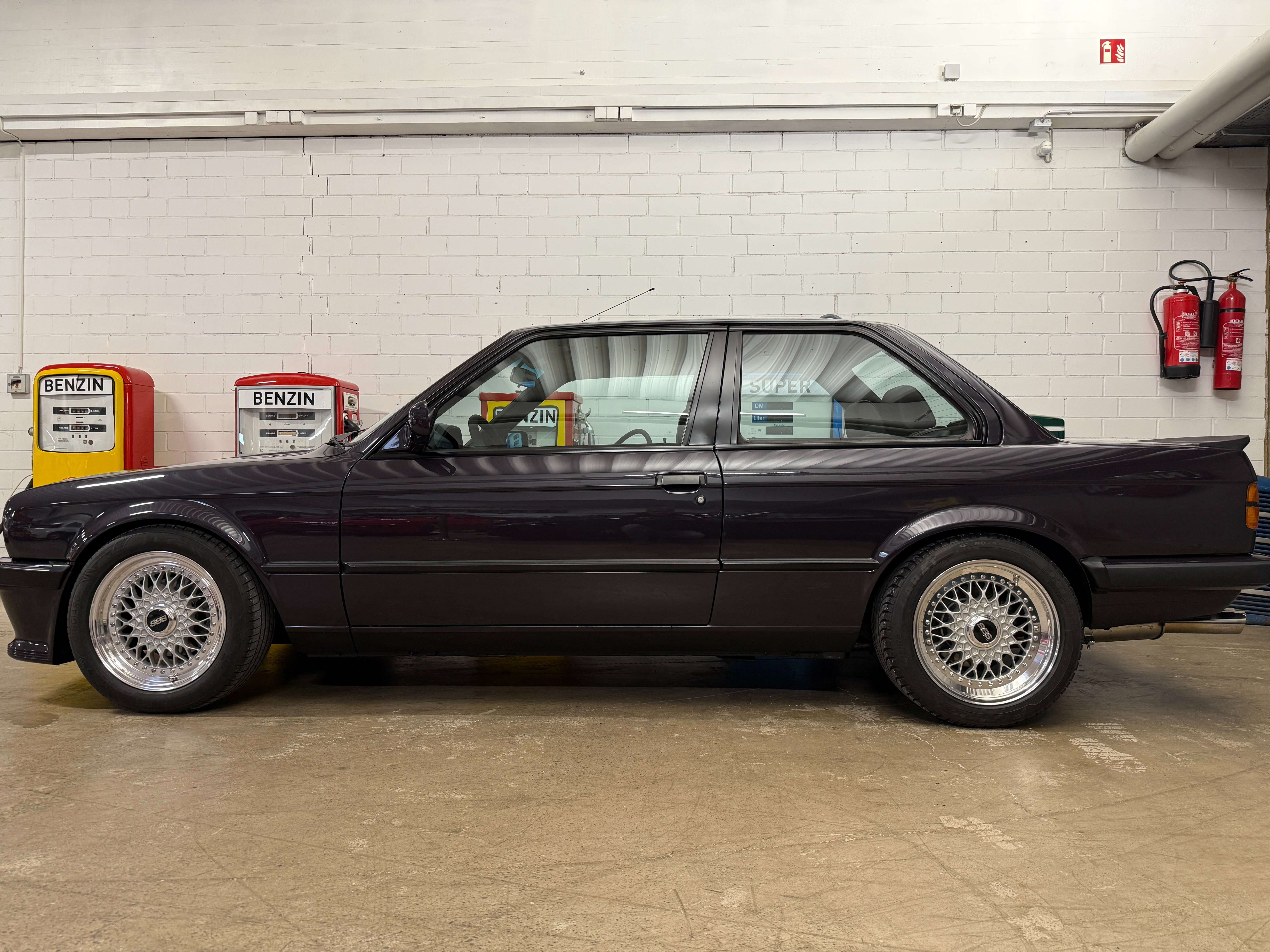Second hand Bmw 3 Series 