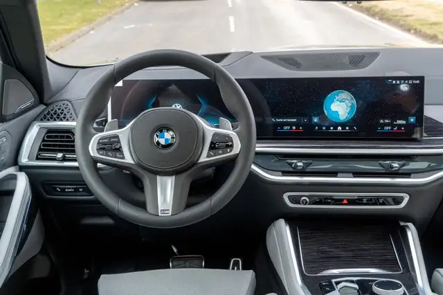 BMW X6 view 14