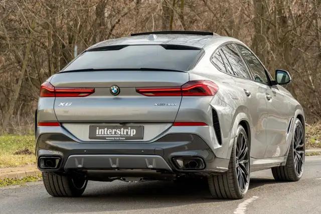 BMW X6 view 6