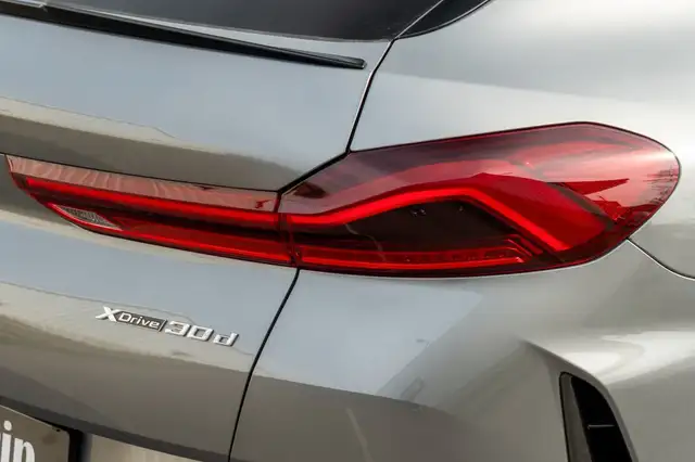 BMW X6 view 7