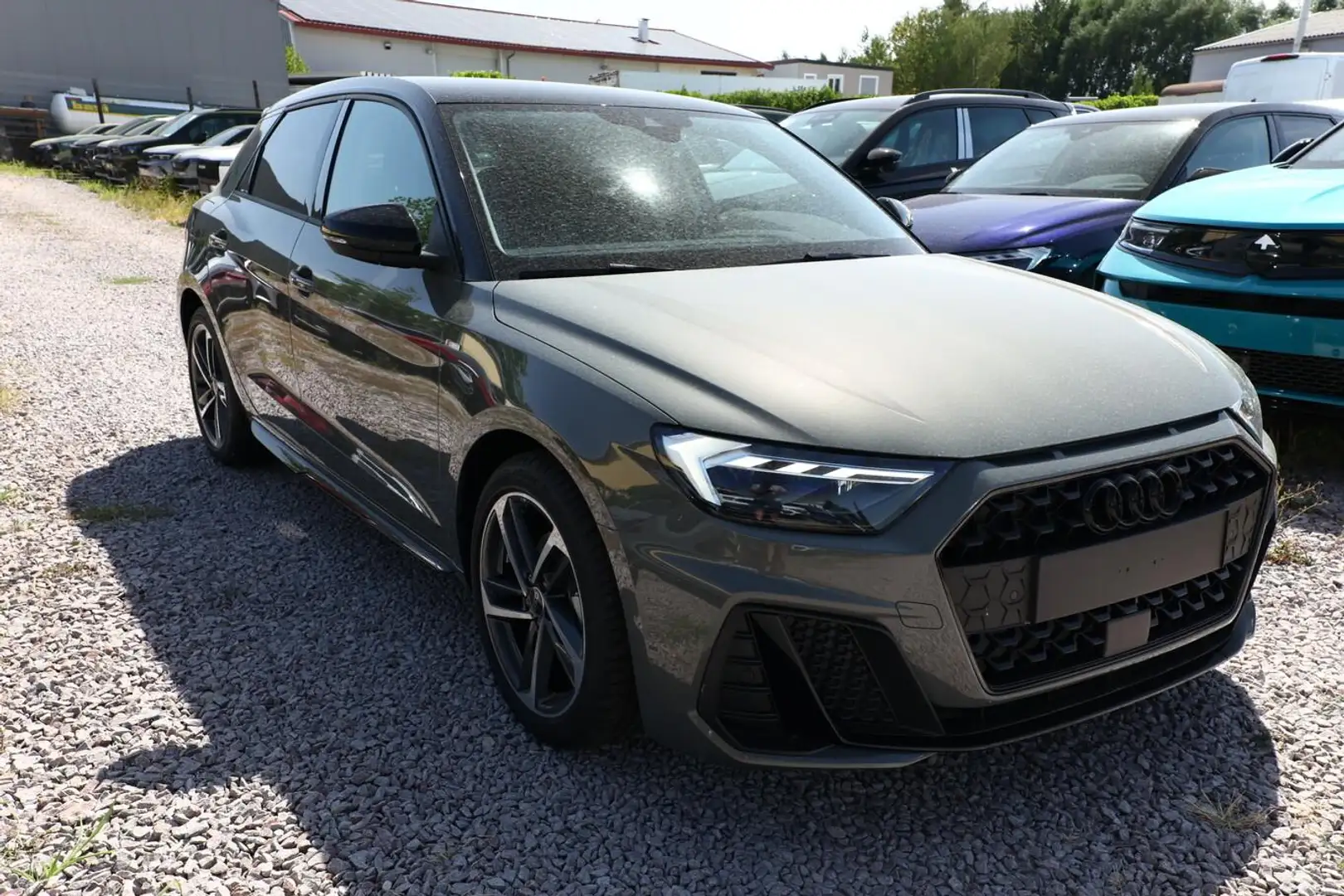 Audi A1 S line SB LED+ SportS CarPlay Kam 17Z Keyless 1... Grau - 2