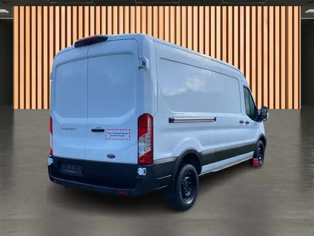 Ford Transit view 11