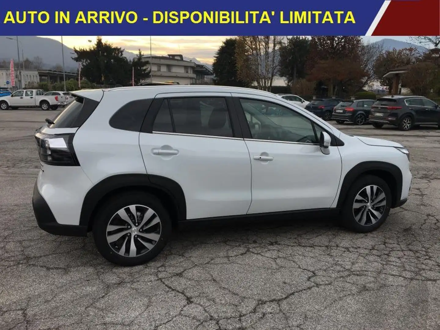 Suzuki S-Cross 1.4 Hybrid 4WD AllGrip Top+ TETTO APRIBILE Bianco - 2