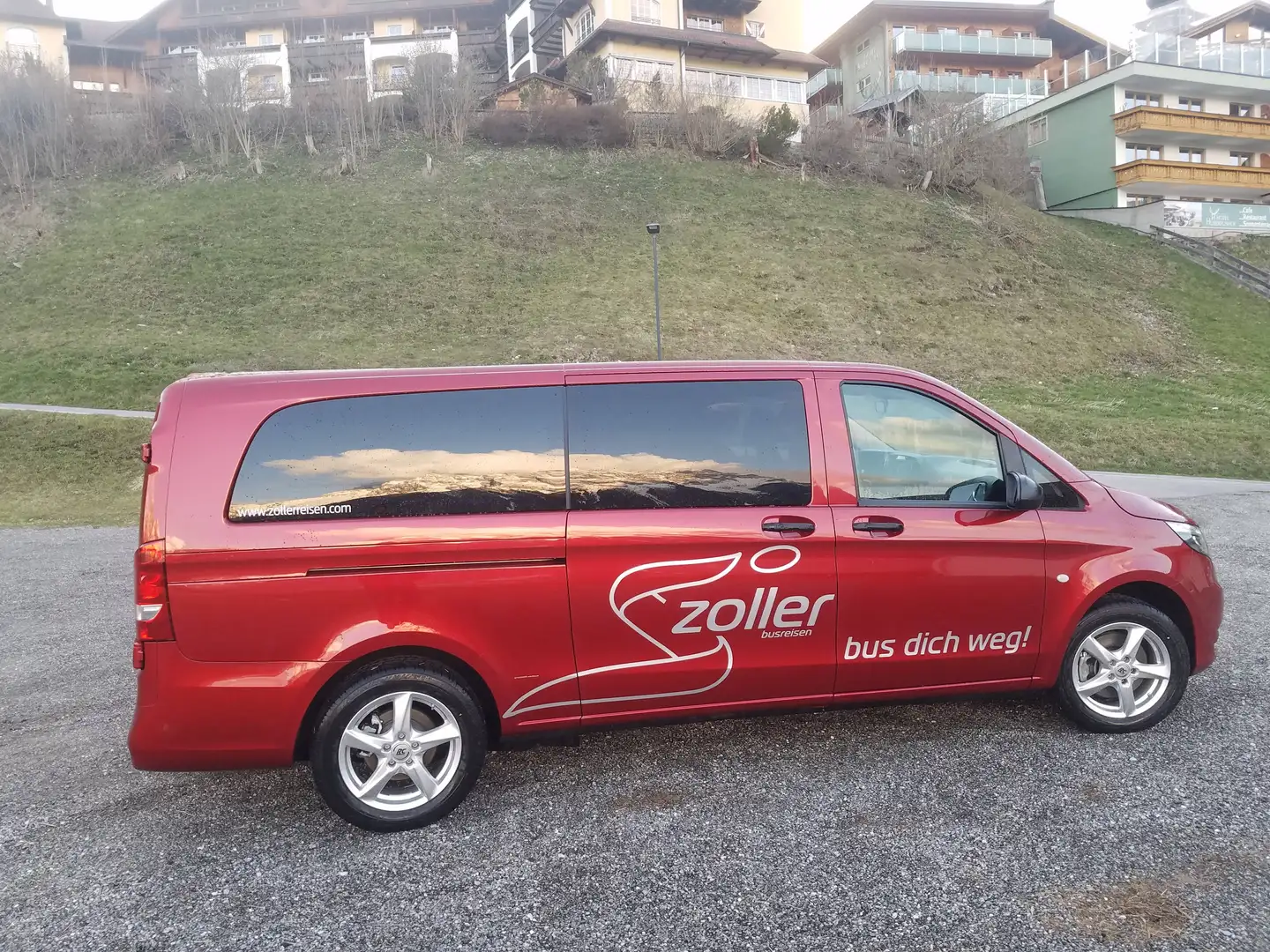 Mercedes-Benz Vito Vito 116 CDI 4x4 BusinessVan Premium 9G-Tronic extralang BusinessVan Premium Rot - 2