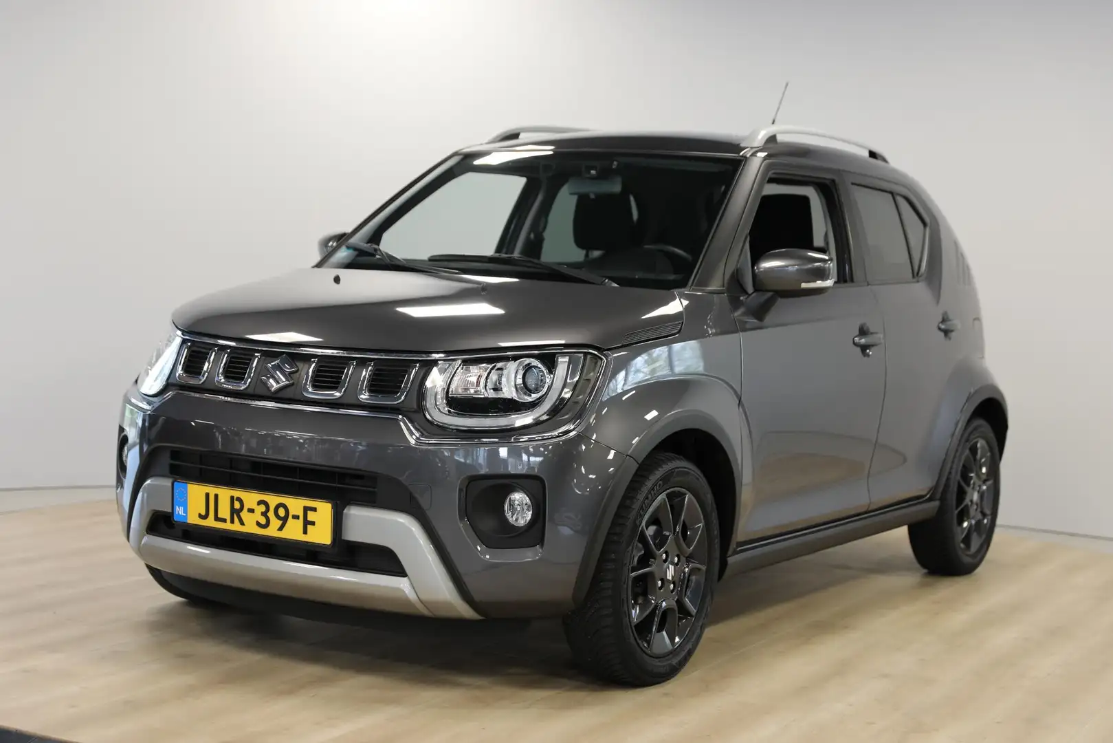 Suzuki Ignis 1.2 DUALJET HYBRID Comfort+ | Camera | Cruise Grijs - 1