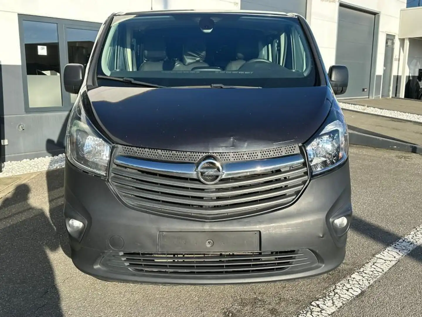 Opel Vivaro B Edition Negro - 2