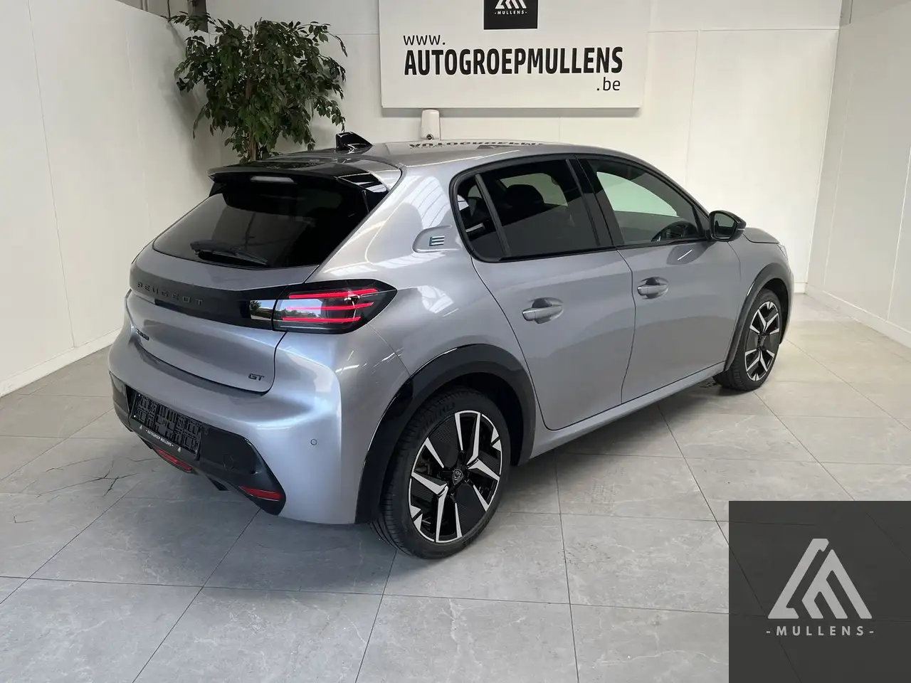 Peugeot E-208 156 GT, миниатюра 5