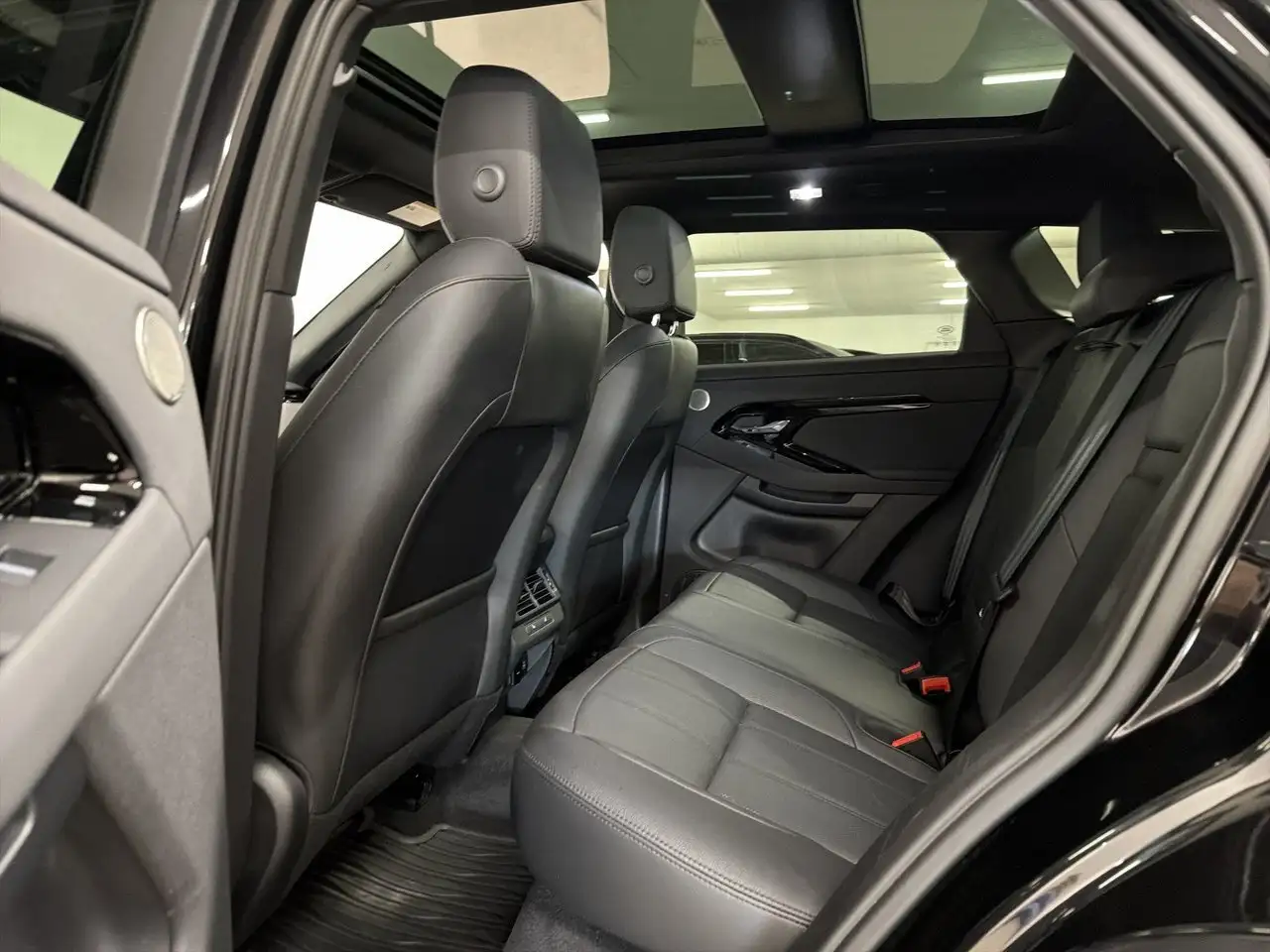Land Rover Range Rover Evoque снимка Land Rover Range Rover Evoque