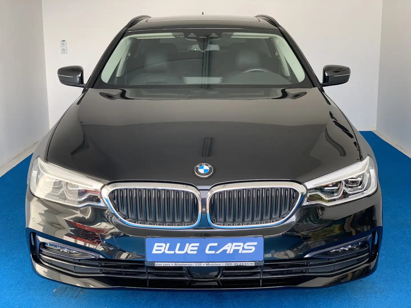 BMW 530 530d Sport Line PANO/CAM/PDC/NAV/SHZ/Leder/KEYL Schwarz - 2