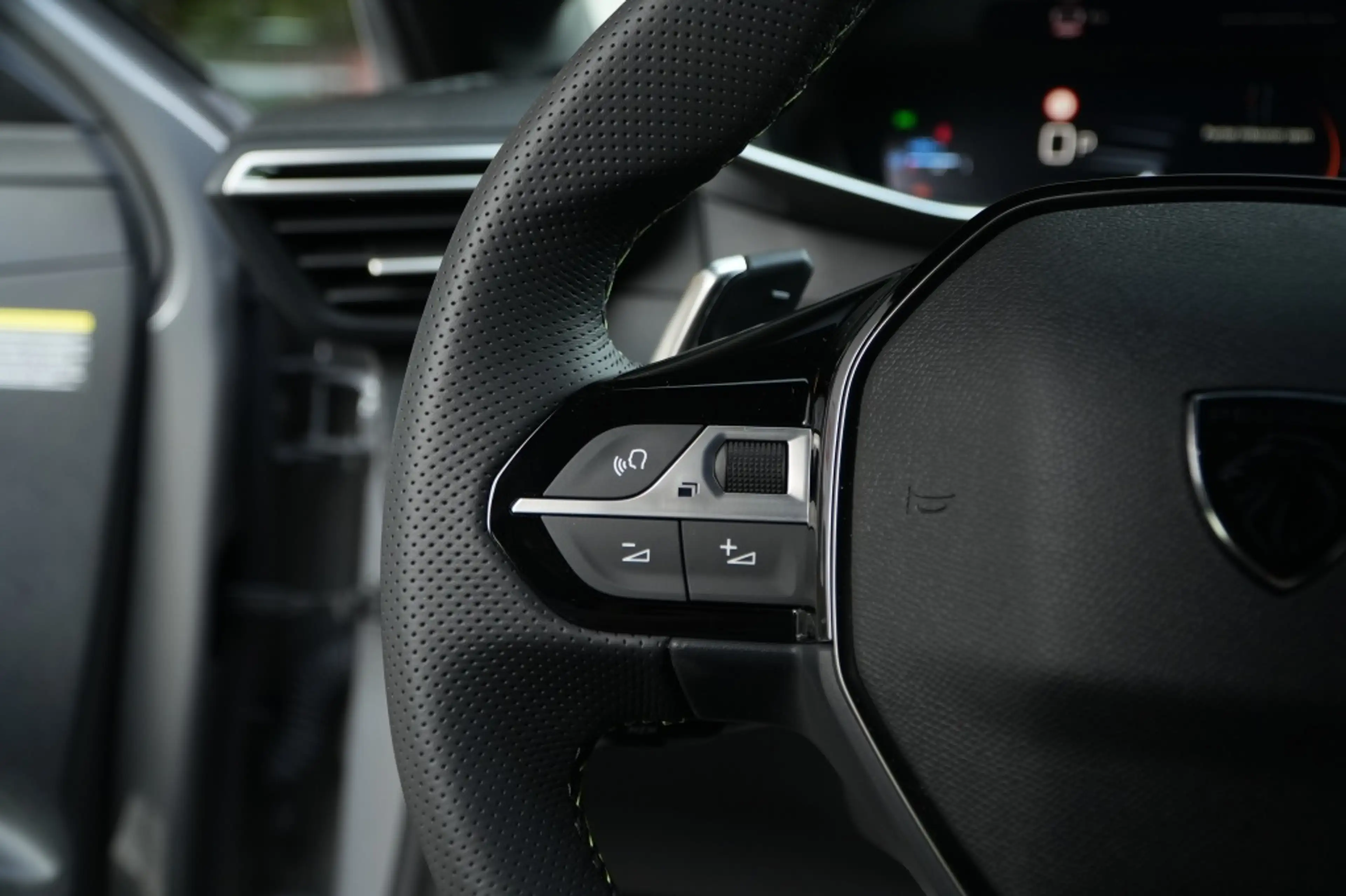 Peugeot 208 1.2 Hybrid 110 GT I 170 km !! I Automaat I Sportst — photo 14