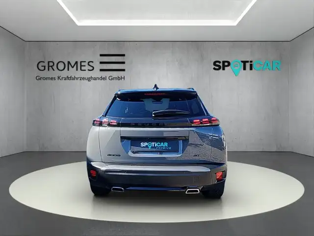Peugeot 2008 view 4