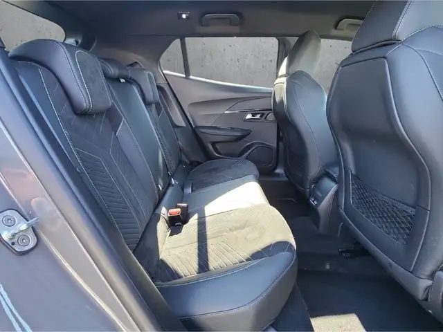Peugeot 2008 view 14