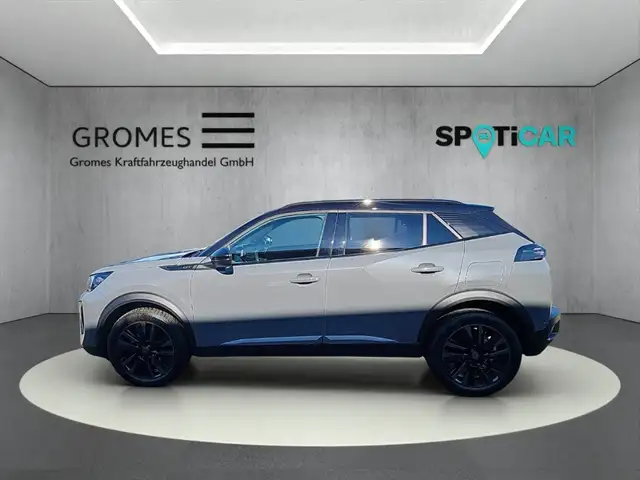 Peugeot 2008 view 6