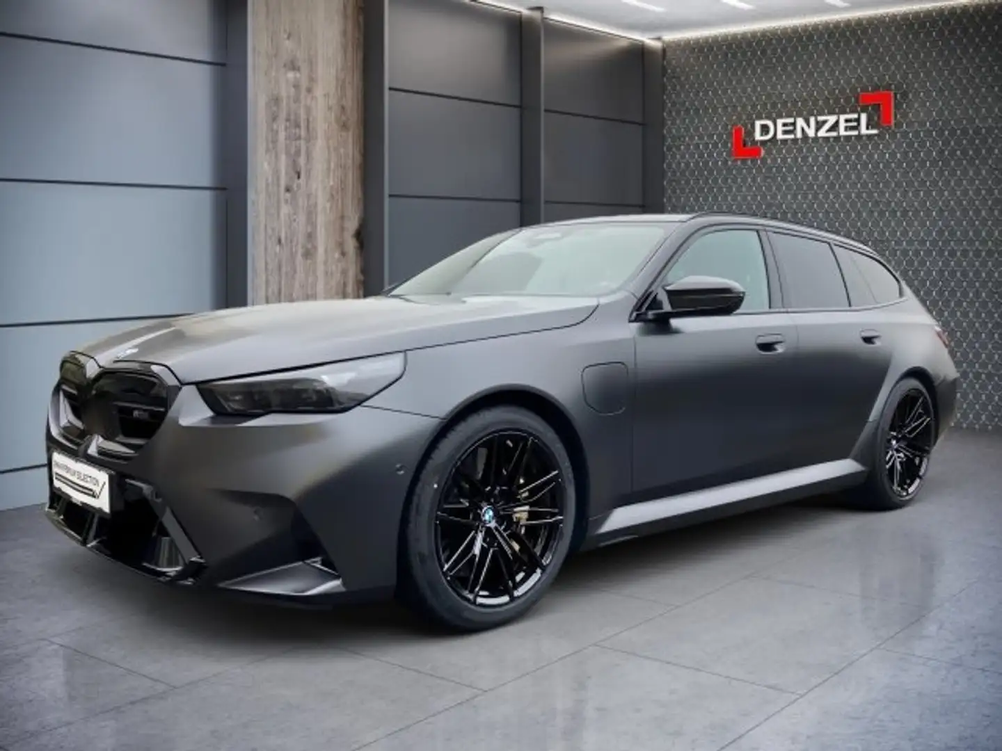 BMW M5 Touring Grau - 1