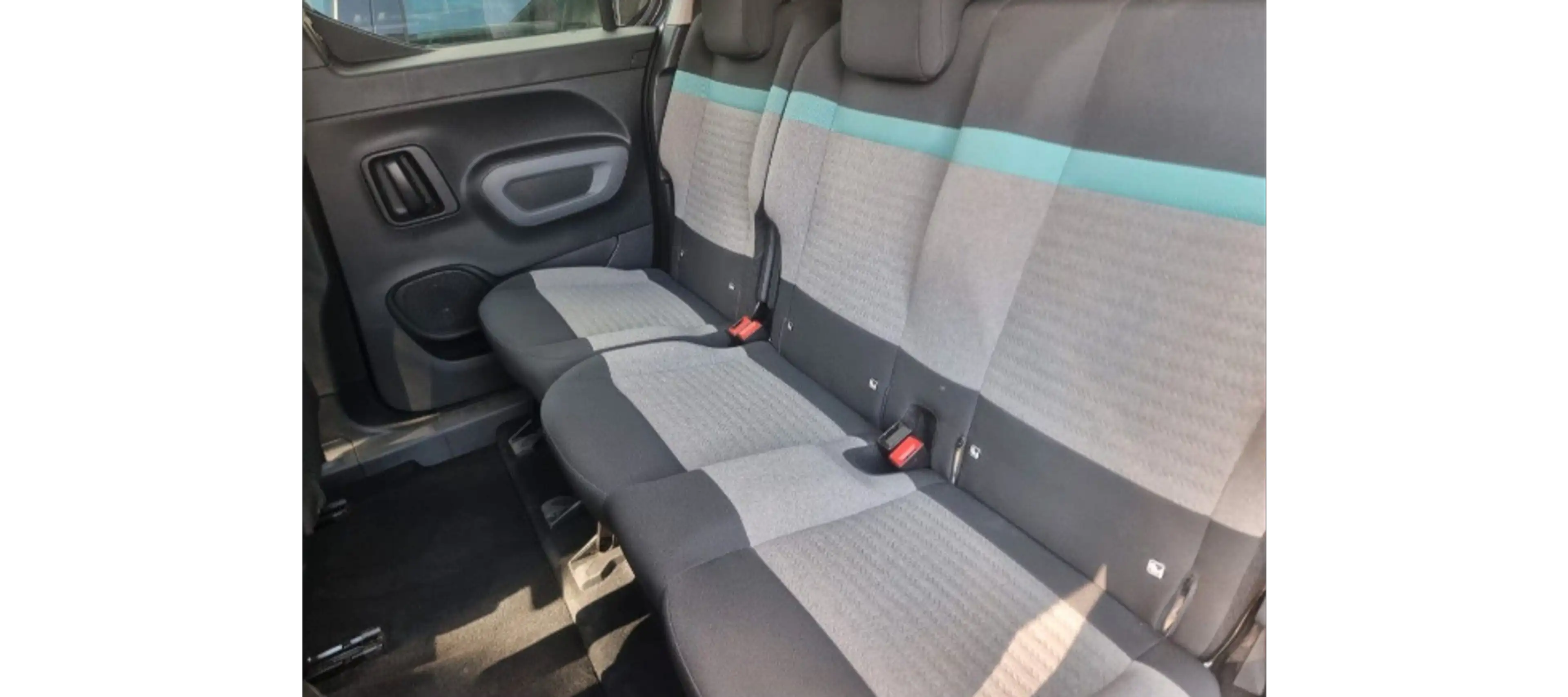 Peugeot Rifter Allure 1.2 GT-Line M 7-Sitzer aus 1. Hand — photo 12