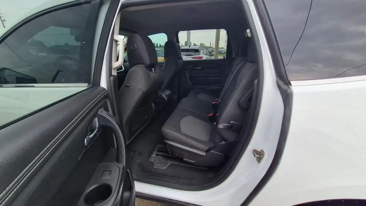Chevrolet Traverse photo Chevrolet Traverse