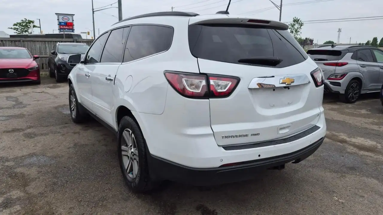Chevrolet Traverse photo Chevrolet Traverse
