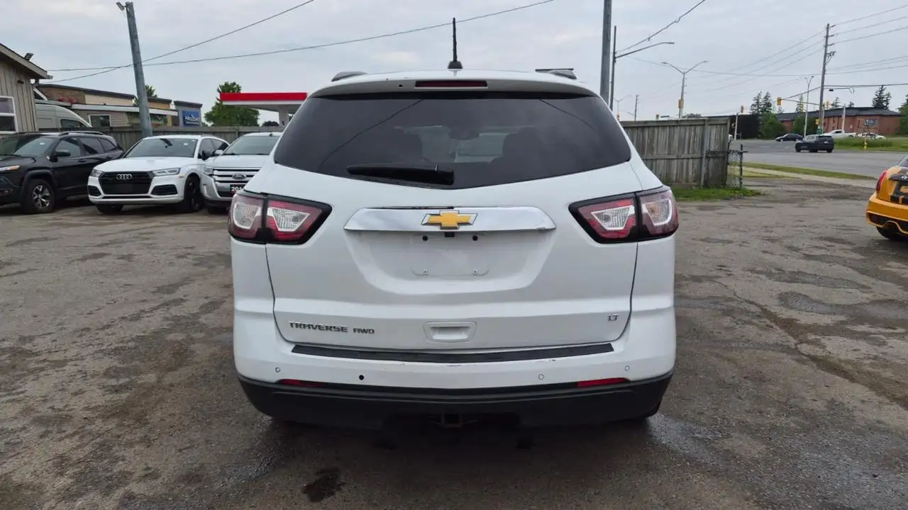 Chevrolet Traverse photo Chevrolet Traverse