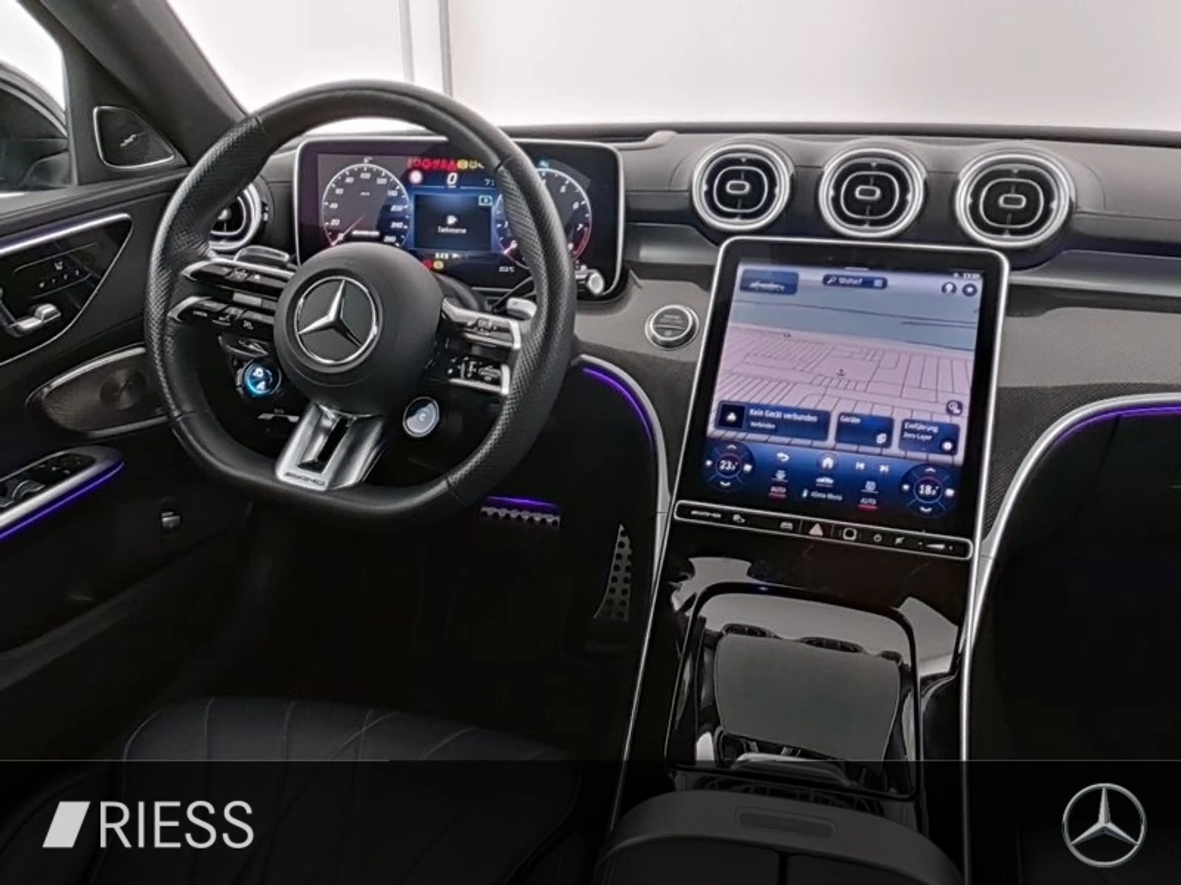 Mercedes-Benz C 43 AMG 4M Fahrassist. Pano Memory Digital Ambi — photo 6