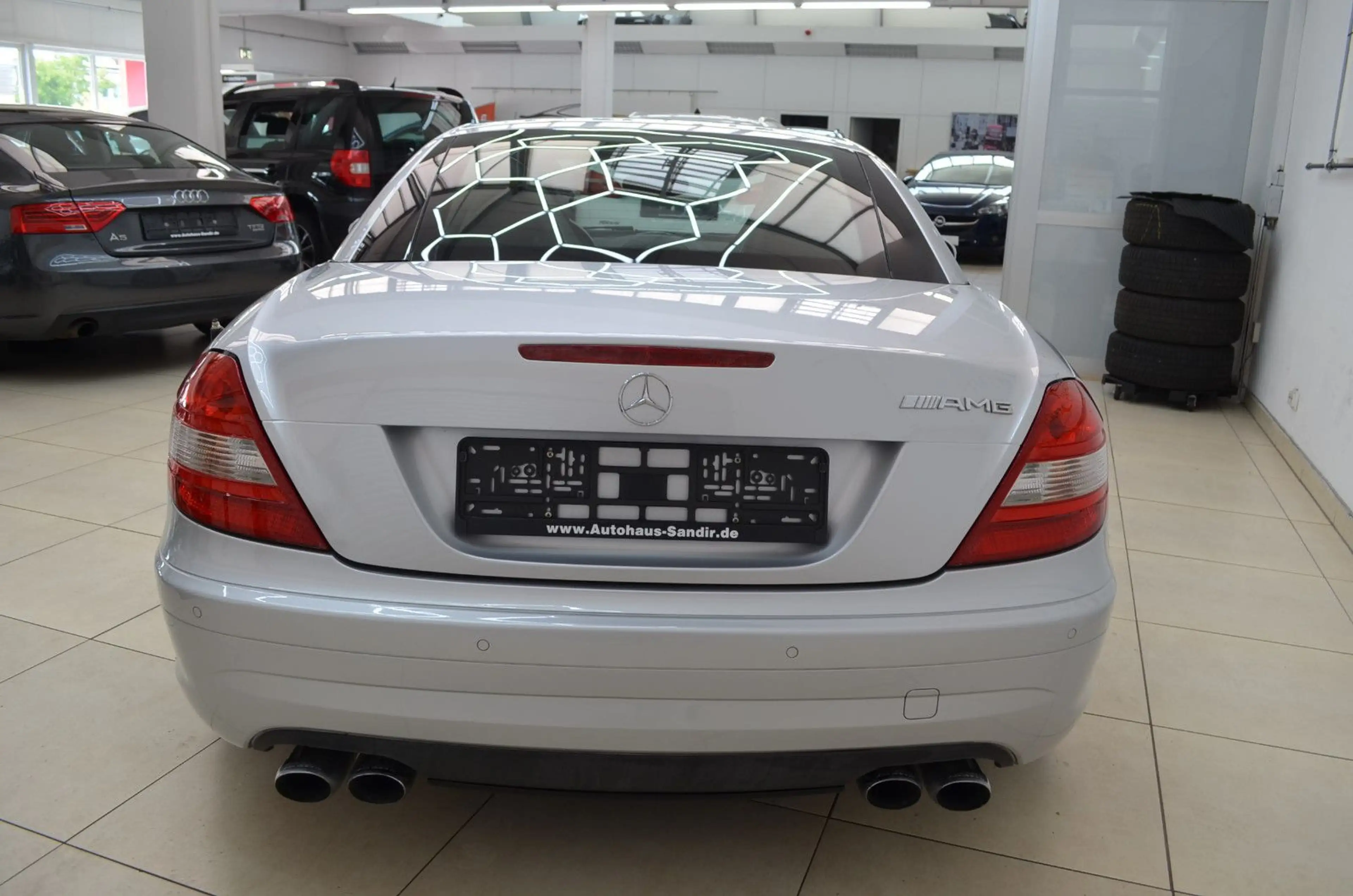 Mercedes-Benz SLK 350 AMG-Optic ~ Leder~Navi~Xenon ~ Airscarf — photo 7