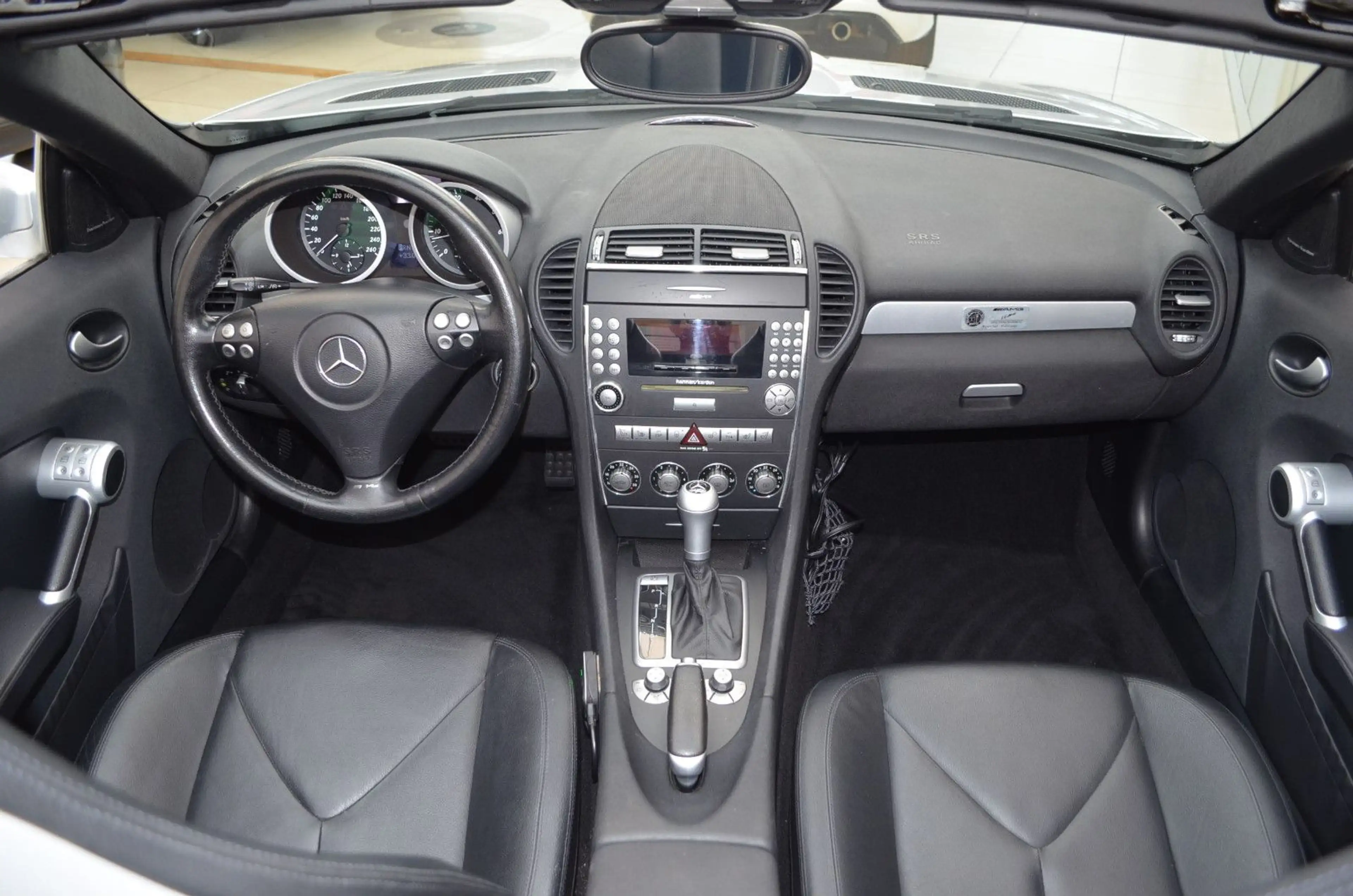 Mercedes-Benz SLK 350 AMG-Optic ~ Leder~Navi~Xenon ~ Airscarf — photo 15