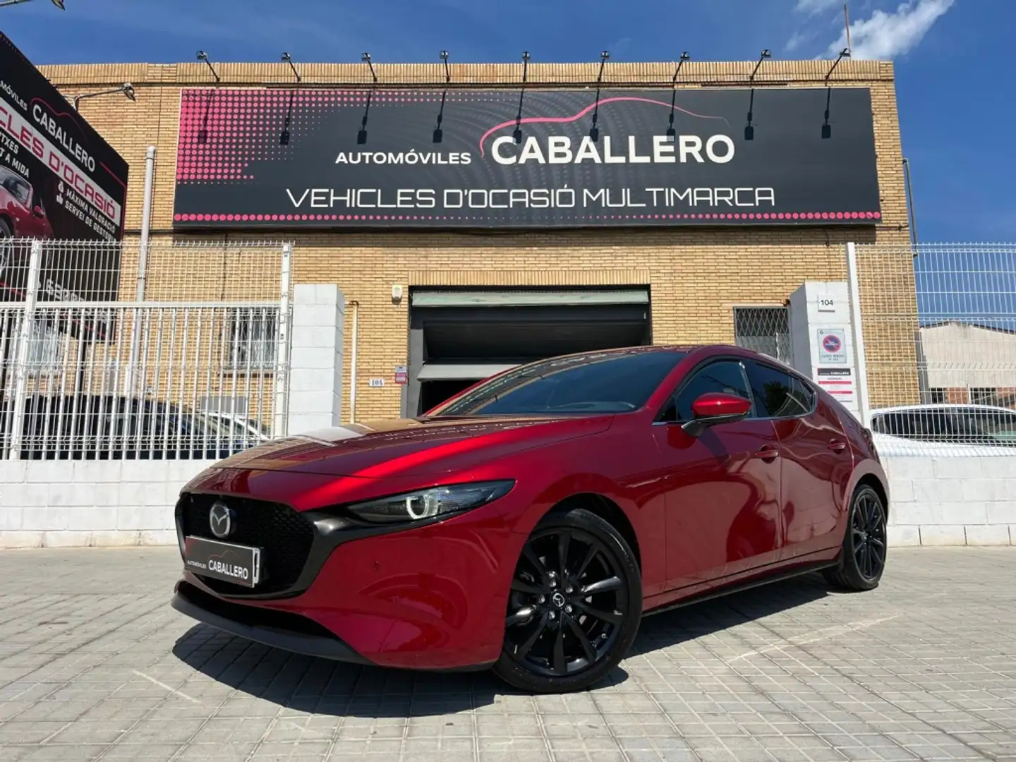Mazda 3 2.0 e-Skyactiv-X Exclusive-line 137kW Rojo - 1