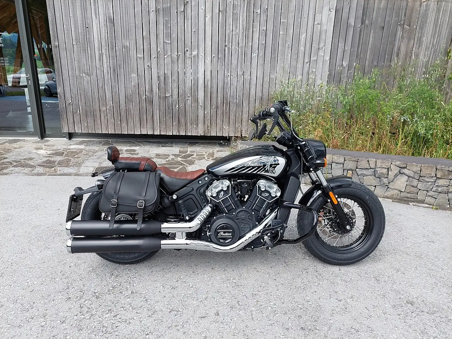 Indian Scout Scout Bobber Twenty - 1