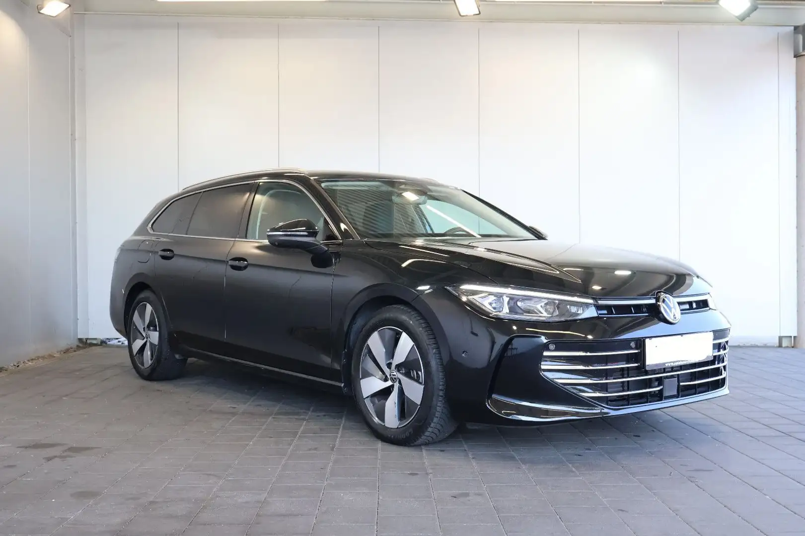Volkswagen Passat "2.0 TDI 150 CV SCR EVO DSG Elegance Matrix Led 1 Nero - 1