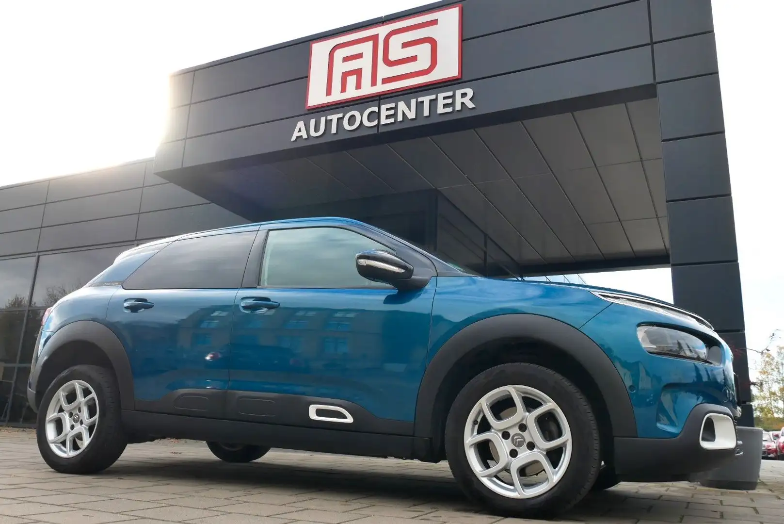 Citroen C4 Cactus Shine Pano Navi Kamera Parkassist Grün - 1