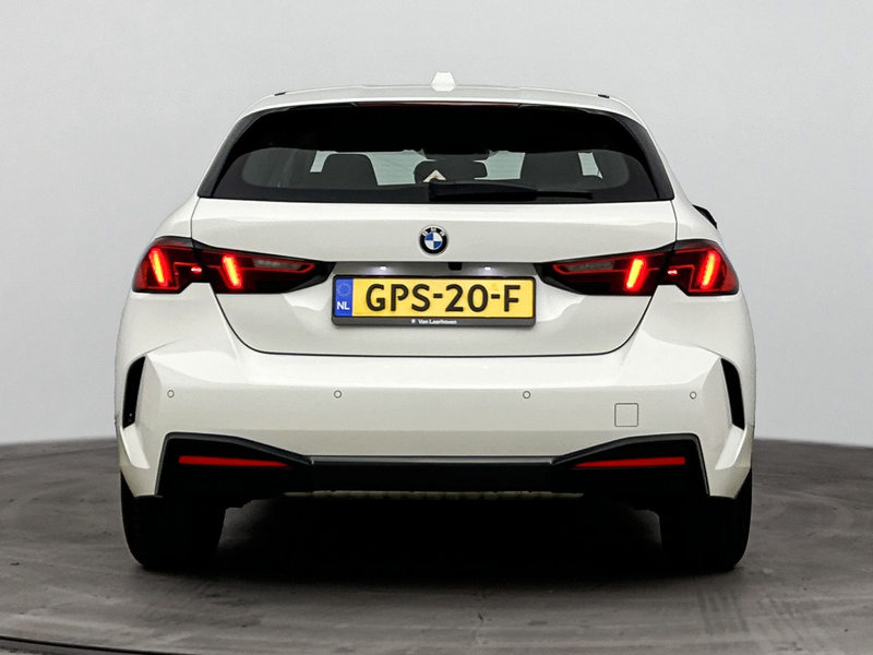 BMW 120 1 Serie Automaat / Achteruitrijcamera / PDC / Driv — photo 3