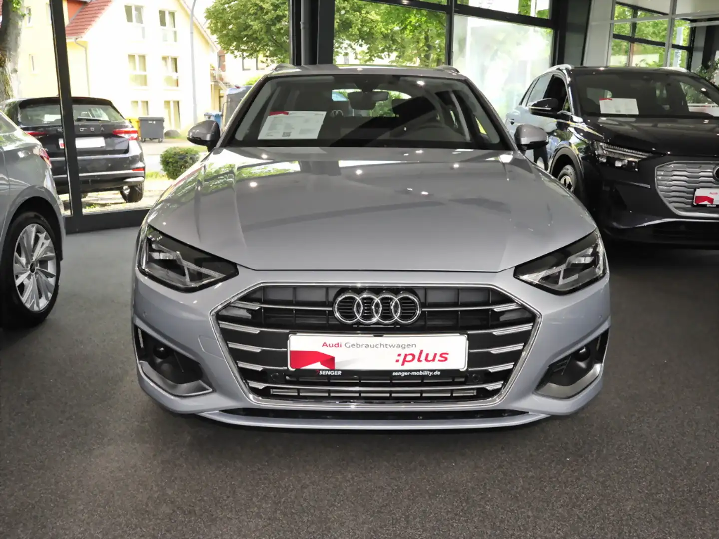 Audi A4 Avant advanced 35 TFSI Business ACC Kamera Silber - 2
