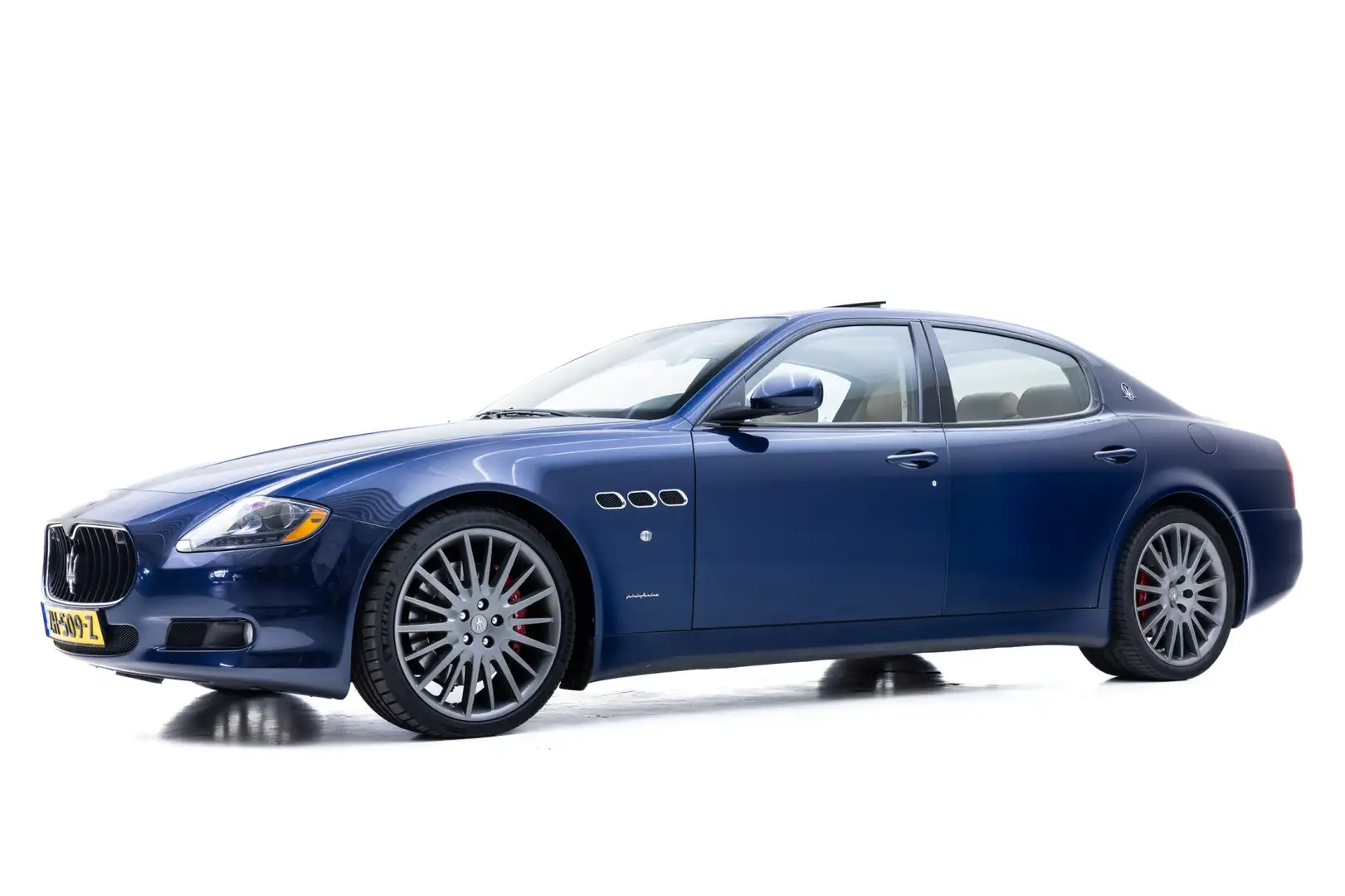 Maserati Quattroporte 4.7 Sport GTS Blauw - 1