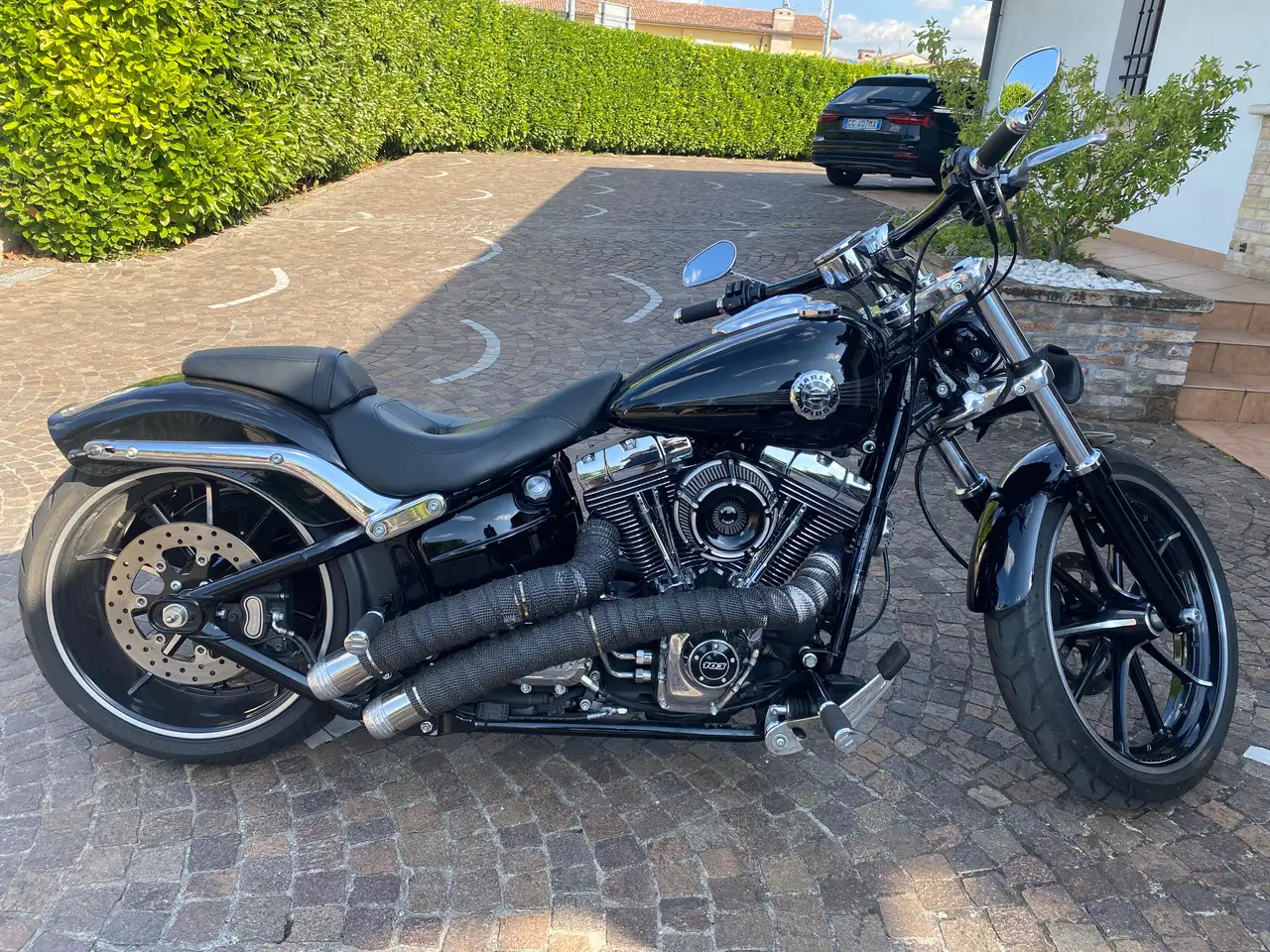 Harley-Davidson Breakout