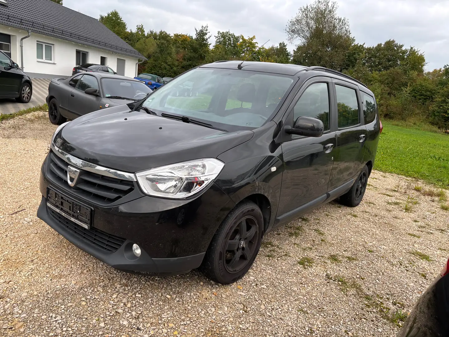 Dacia Lodgy Lodgy 1,2 Benzin : Euro 5 !!! 7 sitzer/ Klima !!! Schwarz - 2