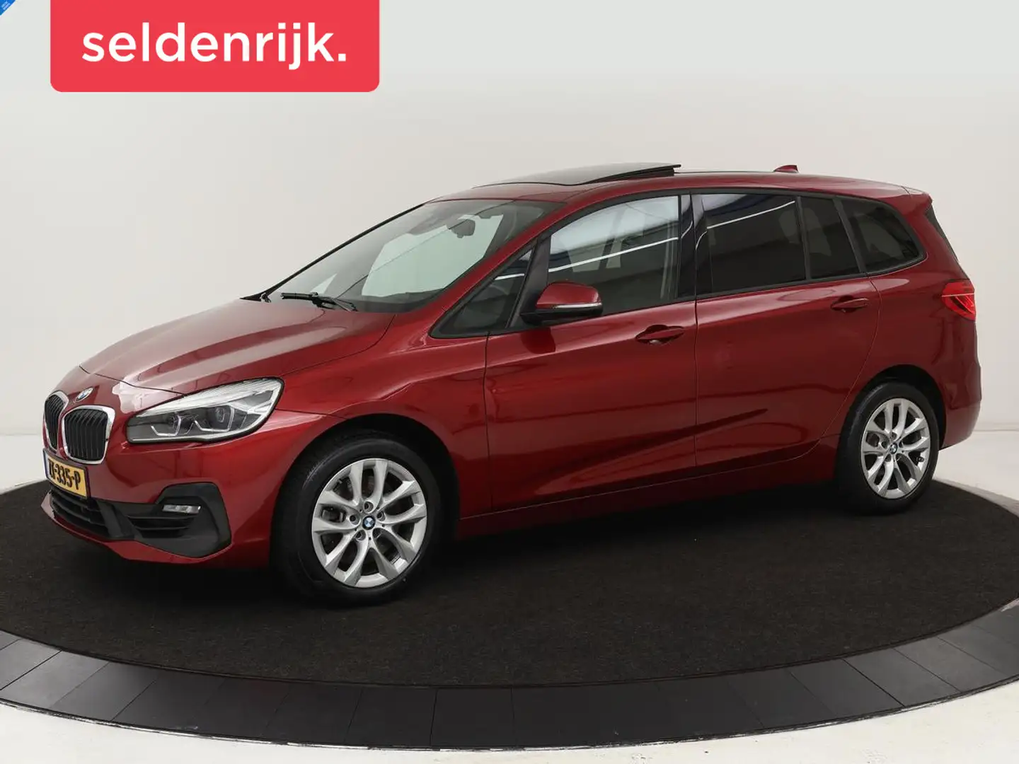 BMW 220 2-serie Gran Tourer 220i 7-persoons Executive Edit Roşu - 1