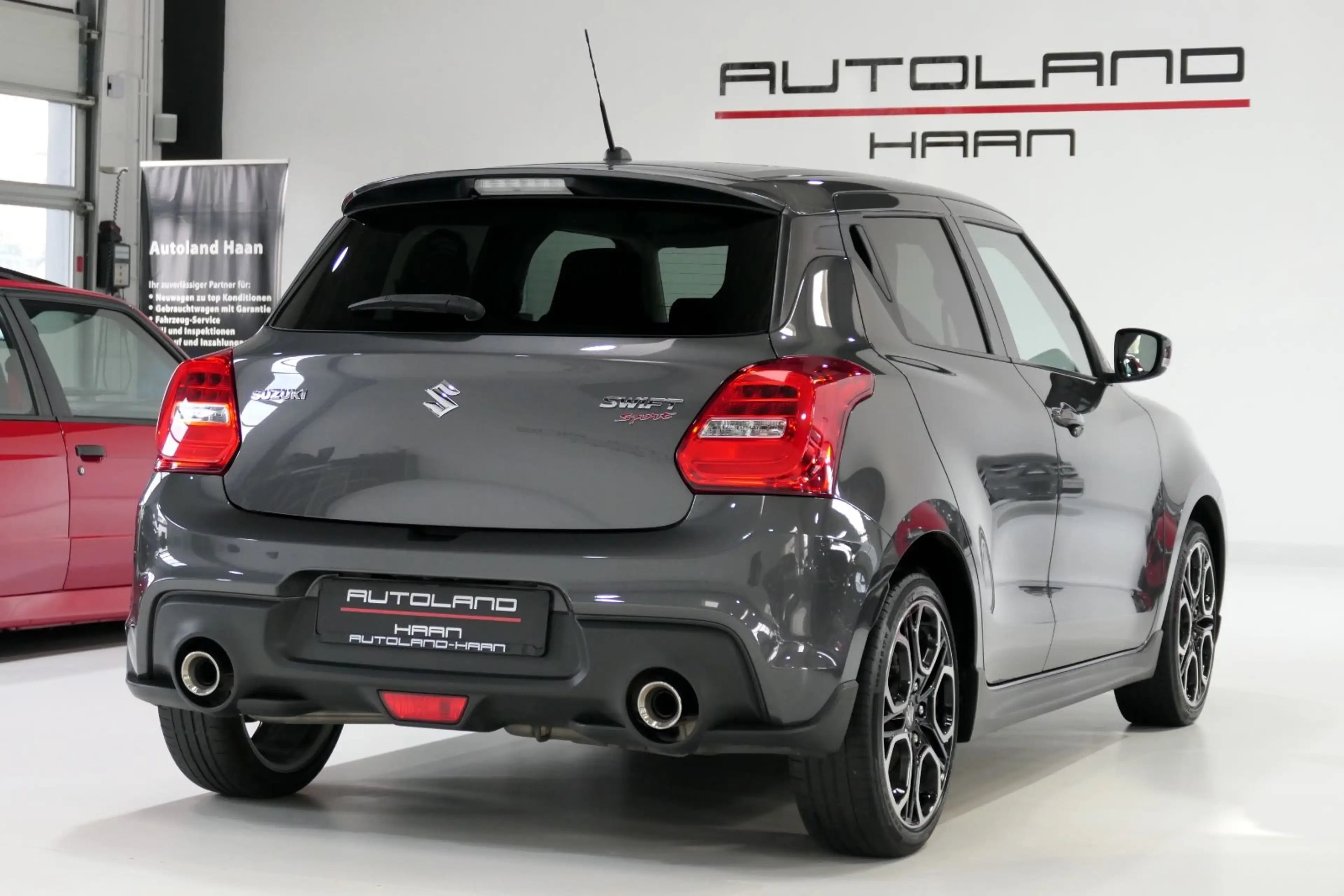 Suzuki Swift 1.4 Sport*Keyless*Kamera*LED*ACC*LM17*SHZ* — photo 5