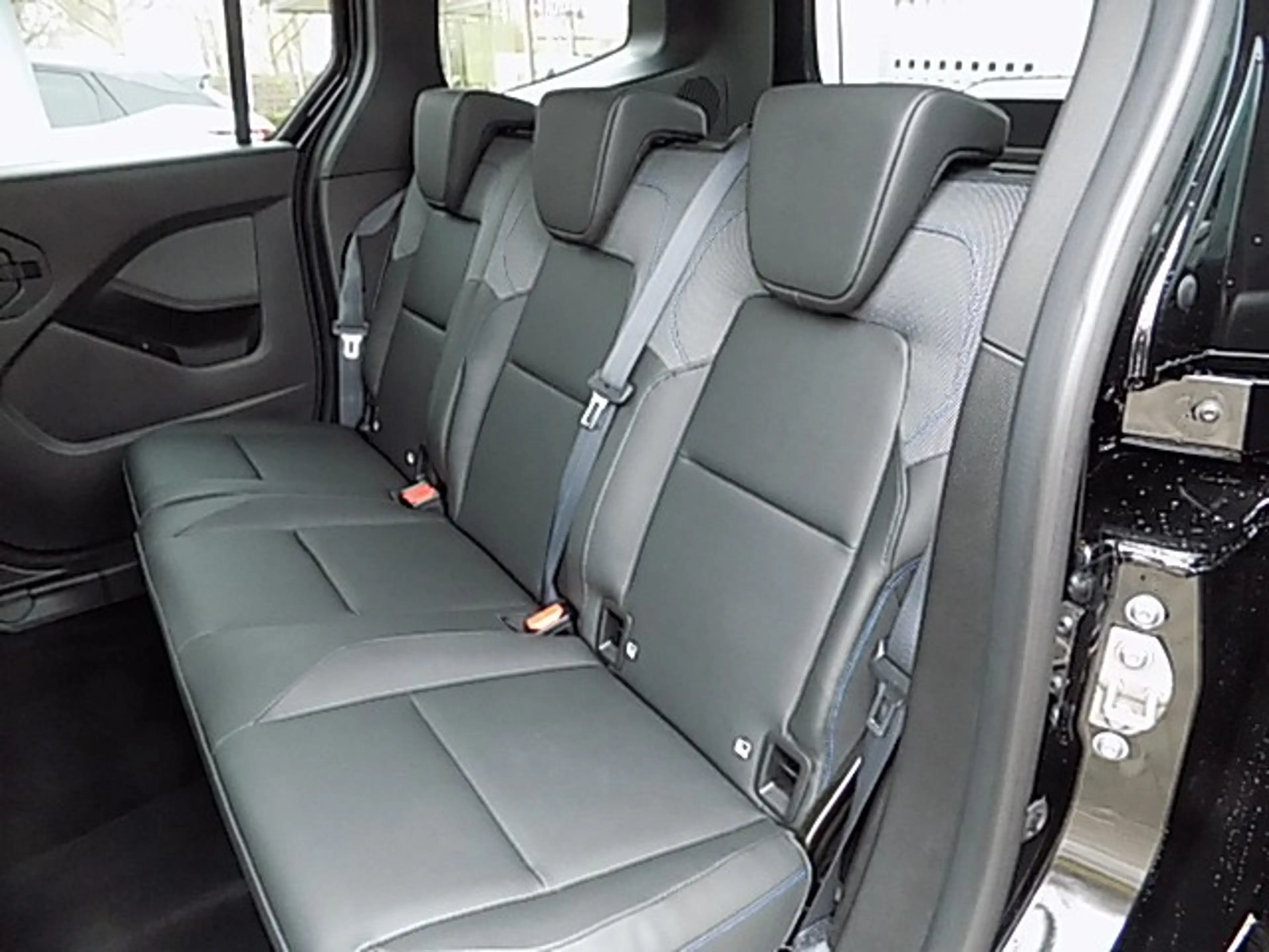 Nissan Townstar Kombi XFK Tekna L1 DIG-T 130PS AT Leder — photo 12