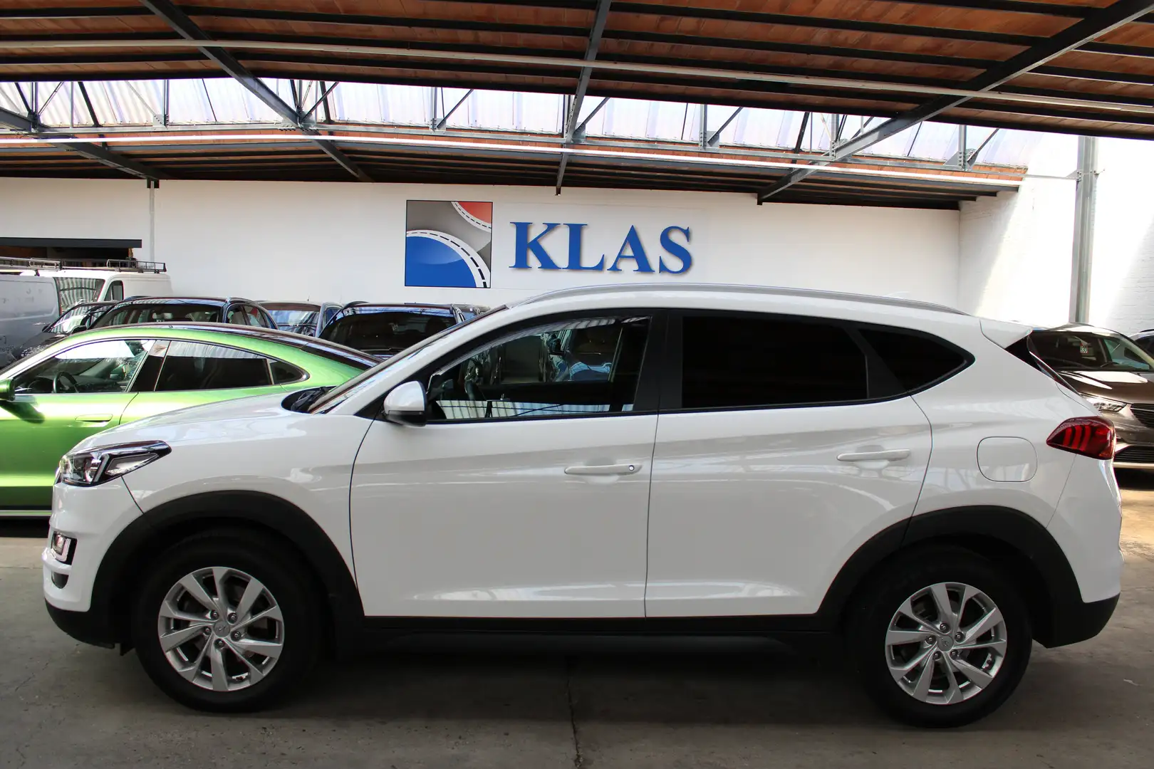 Hyundai TUCSON 1.6 CRDi+BOÎTE AUTO+CAMERA+SIEGES CHAUFFANTS Wit - 2