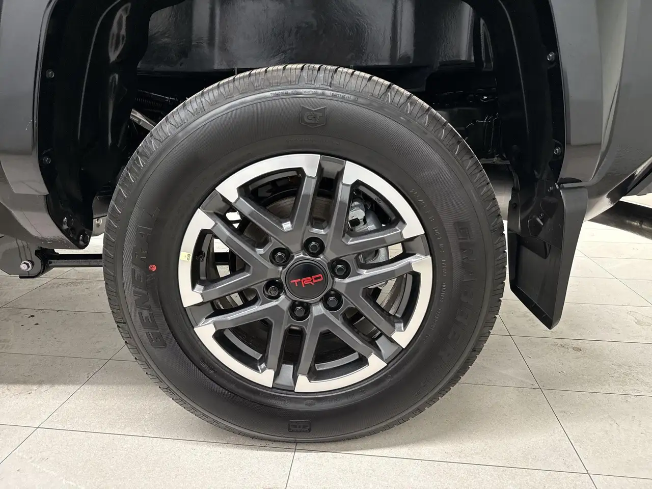 Toyota Tacoma снимка Toyota Tacoma