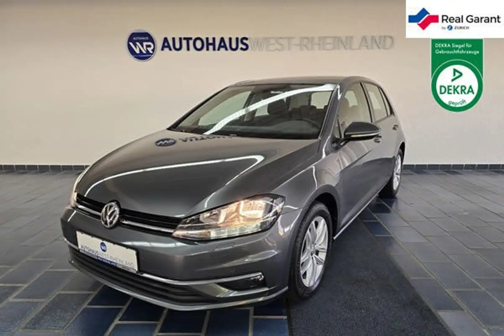 Volkswagen Golf VII Lim.Comfortline 85KW*ACC*LED*SH*NAV*PDC Gris - 1