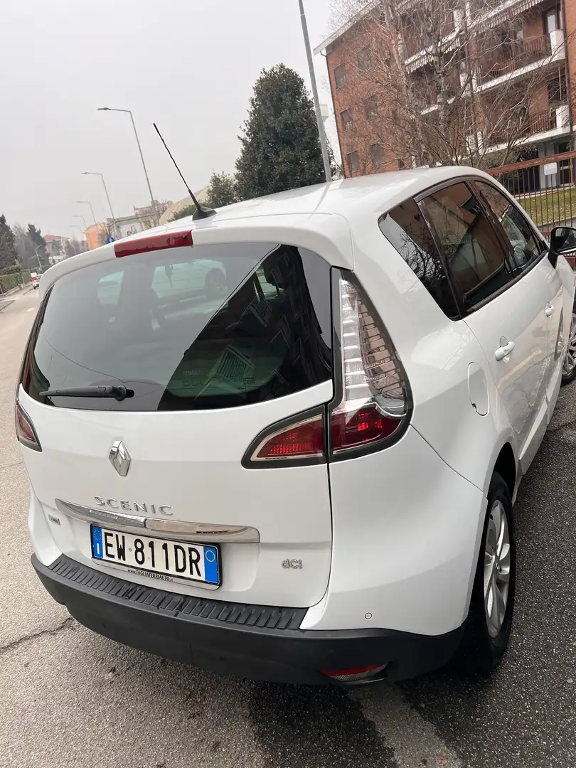 Renault Grand Scenic 1.5 dci Serie Spec Dynamique - 2