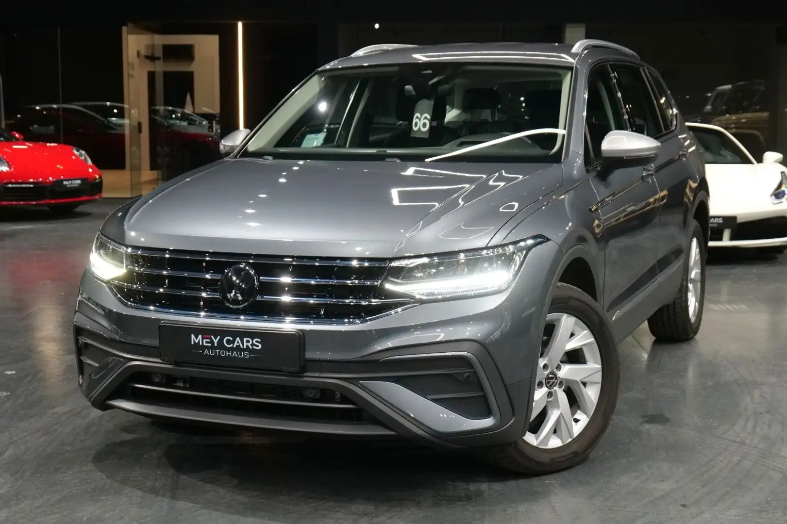 Volkswagen Tiguan Allspace Life*ACC*L-HZG*Lane*MwSt*HUD* Gris - 1