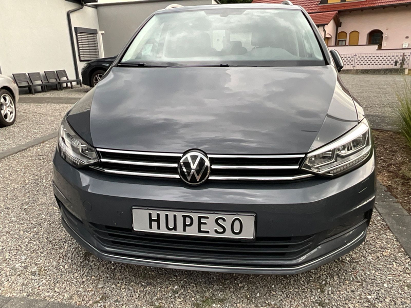 Volkswagen Touran Highline 7-Sitzer LED — photo 8