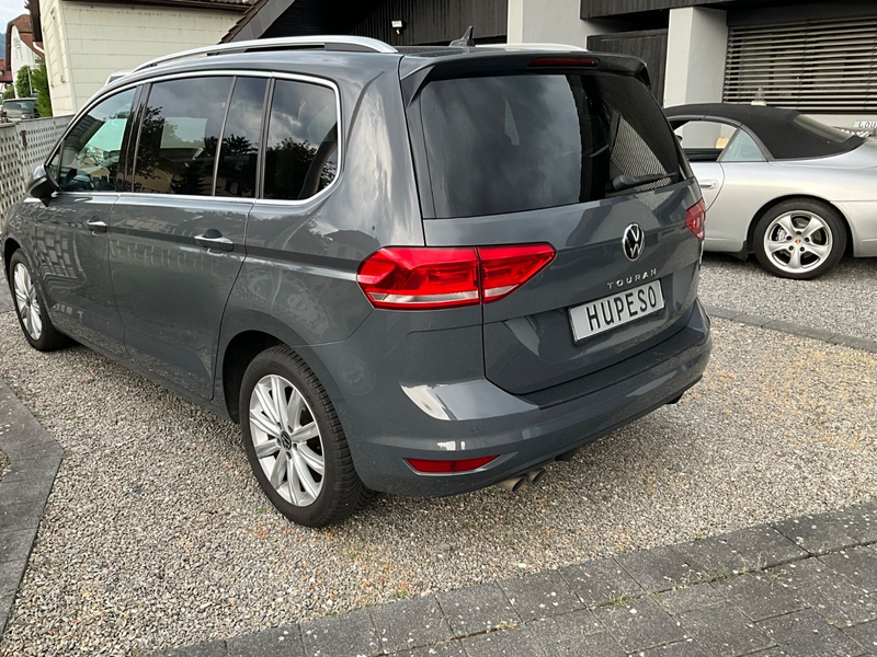 Volkswagen Touran Highline 7-Sitzer LED — photo 10
