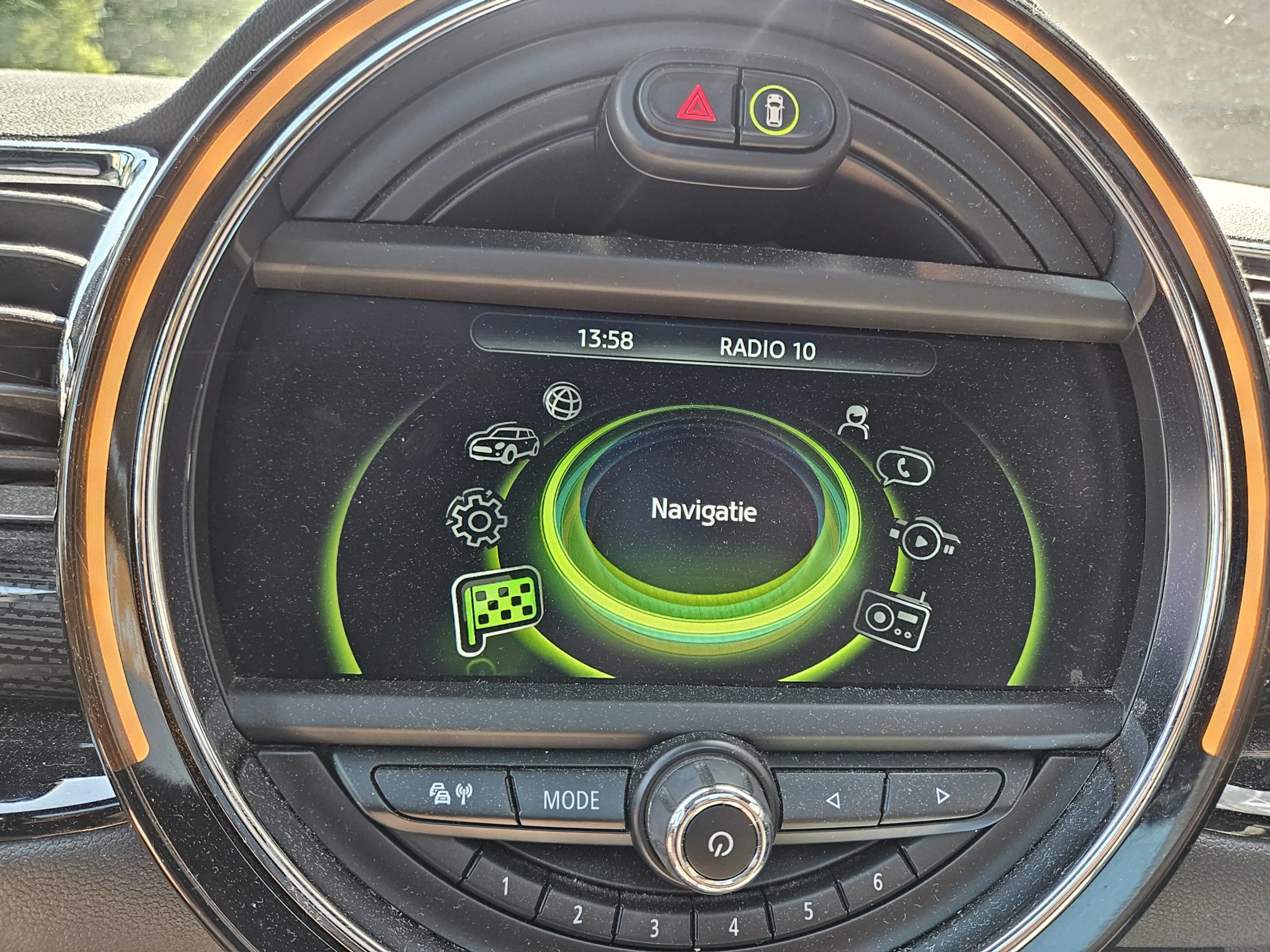 MINI One Clubman 1.5 Pepper Business — photo 11