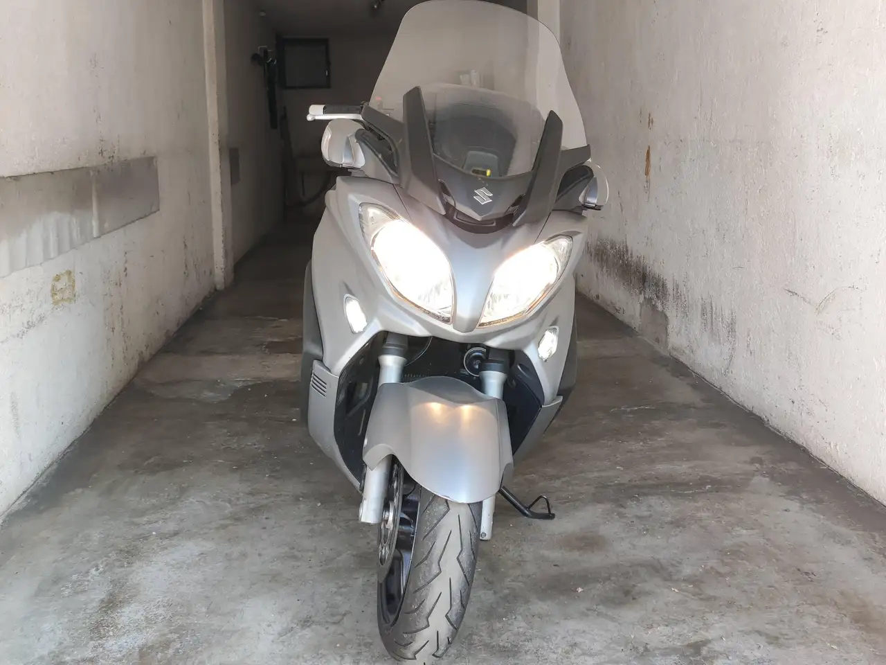 Suzuki Burgman 650
