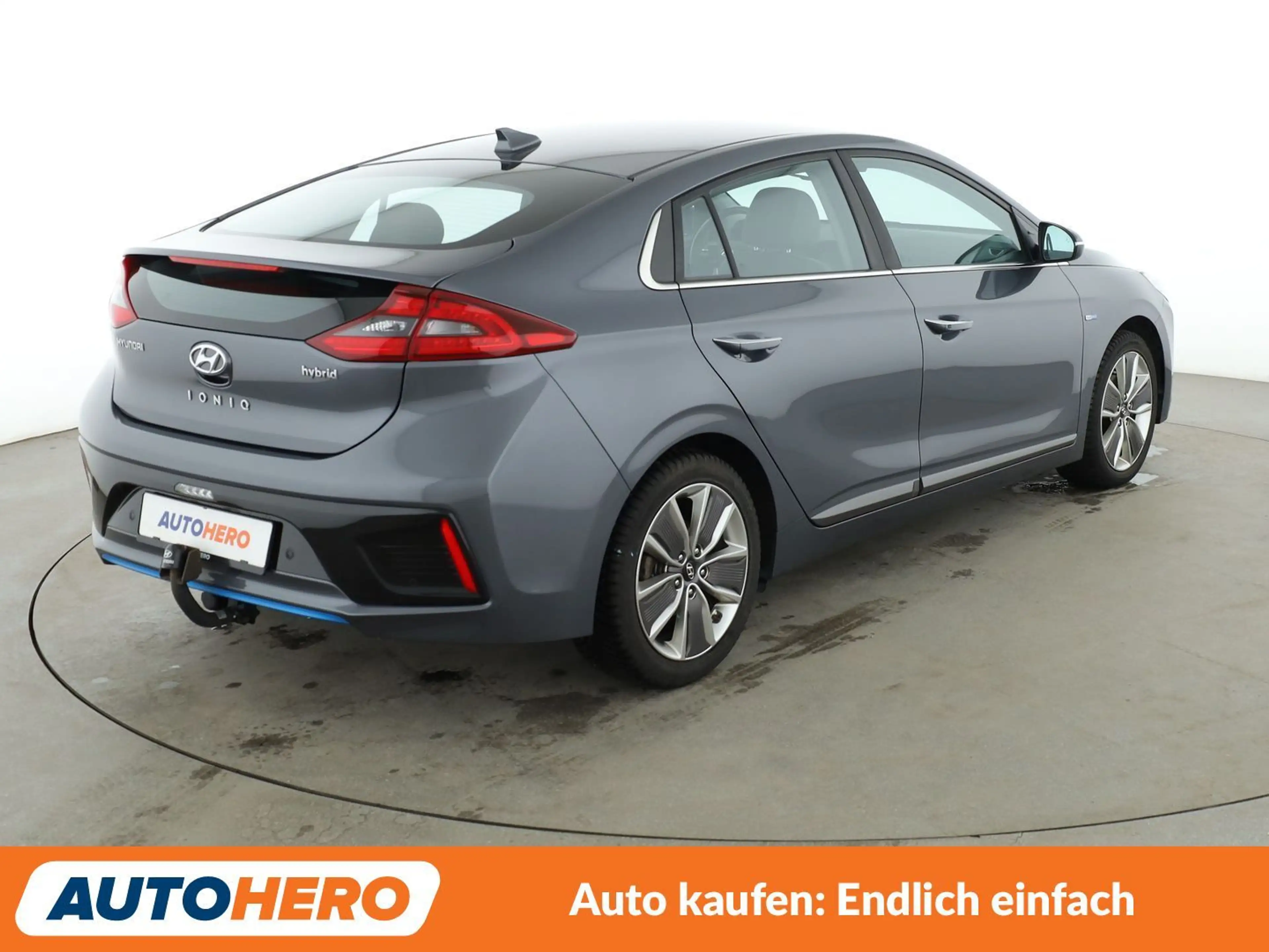 Hyundai IONIQ 1.6 Hybrid Premium Aut.*NAVI*BiXENON*CAM*SHZ*LHZ* — photo 6