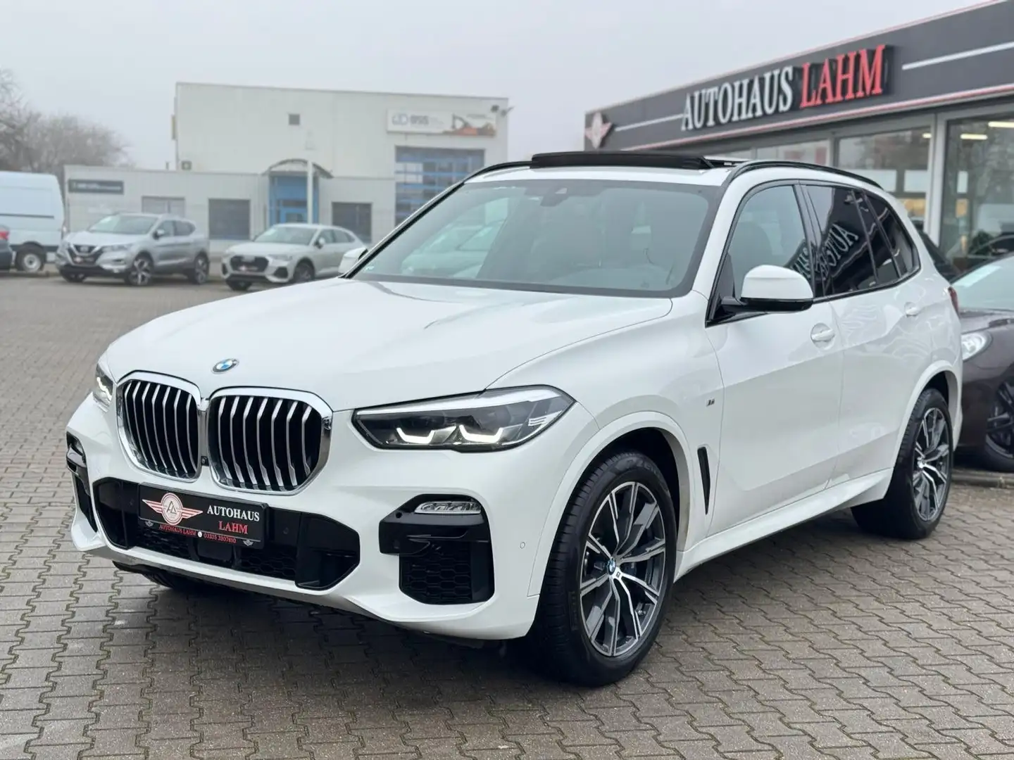 BMW X5 xDrive 30d"M-Sport-LINE"PANO*360°KAMERA*DAB* Weiß - 2